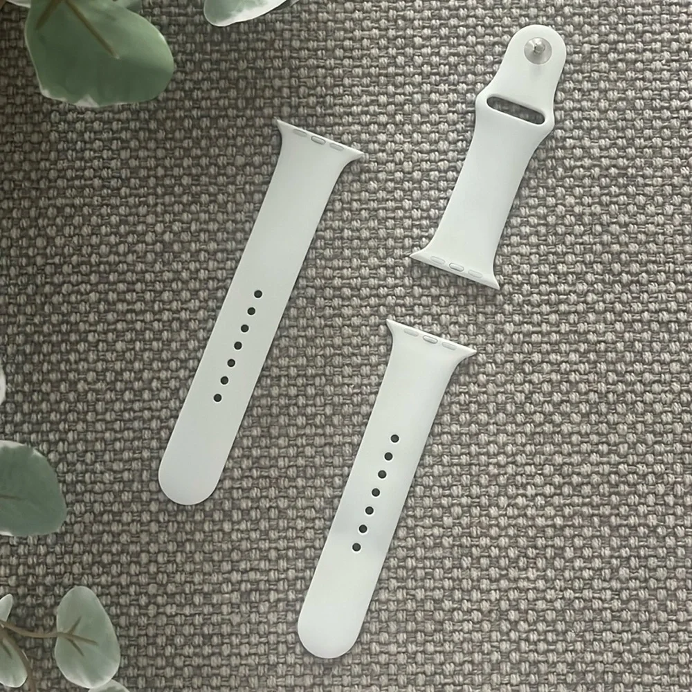 Apple Watch 42mm Sport Band in White